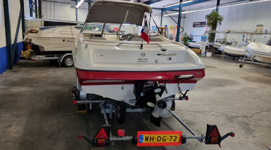 Bayliner Capri 2050SS 