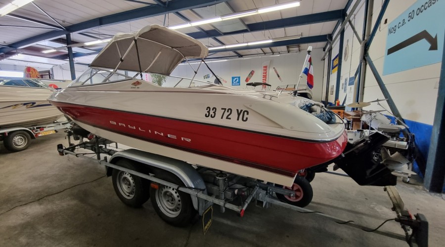 Bayliner Capri 2050SS 