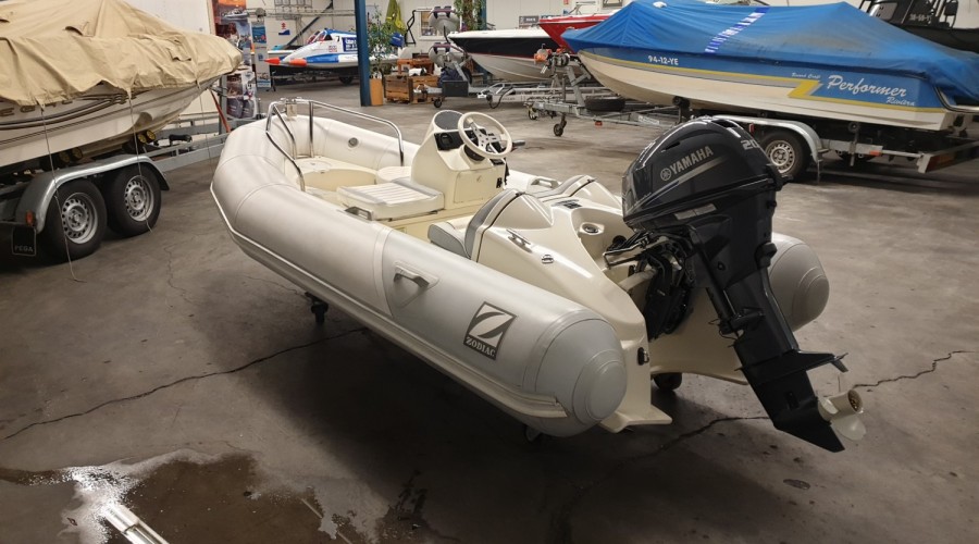 Zodiac Yachtline 380 DL met nieuwe Yamaha F20GEPL