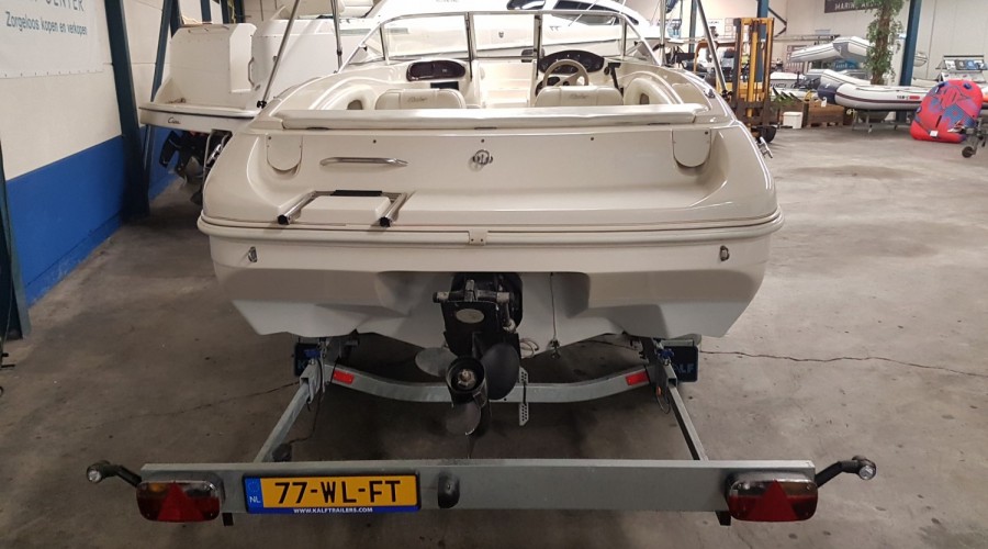 Rinker 180 Bowrider