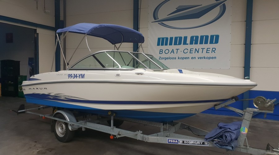 Maxum 1800 MX Bowrider