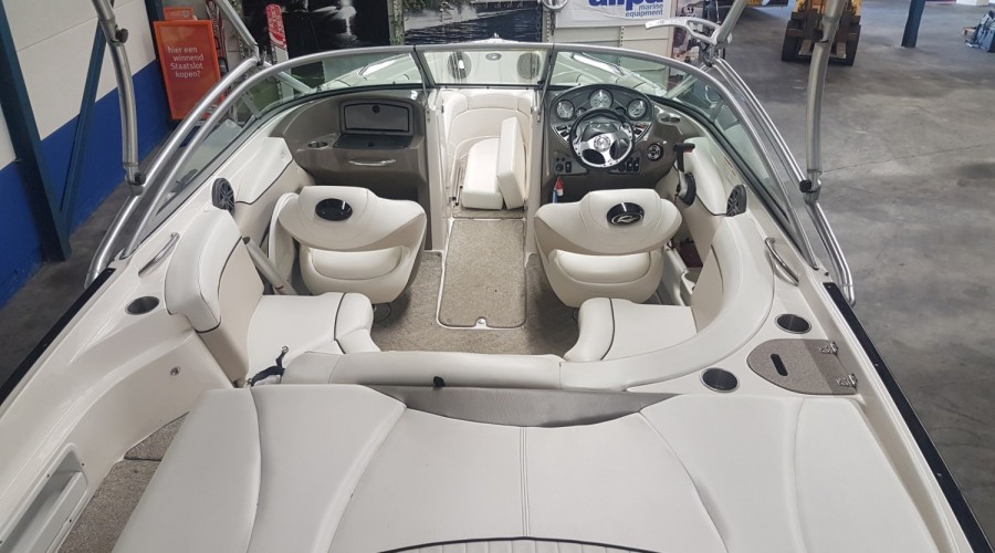 Rinker 226 Captiva R1