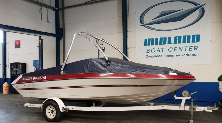 Hele nette Four Winns 190LS Bowrider